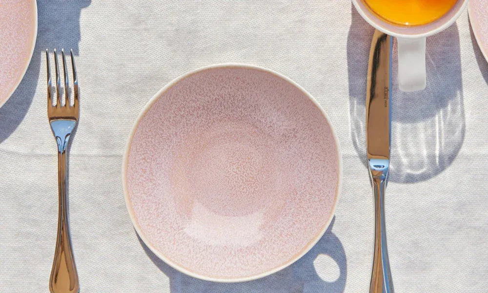 Überraschung am Morgen! – Ein unvergessliches Frühstücks-Date für dein Herzblatt